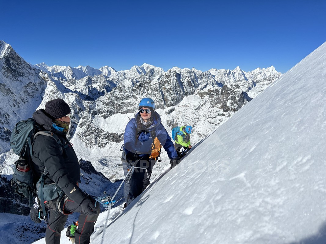 Lobuche East Peak (6,119 M) | Peak Climbing In Nepal