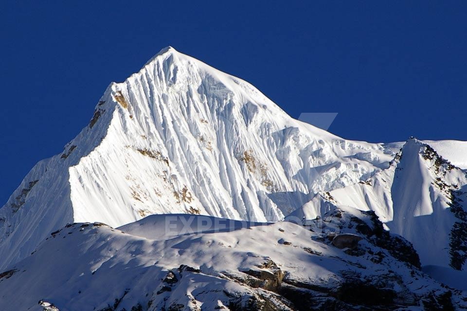 Singu Chuli Peak Climbing | A Challenging 6000er Peak